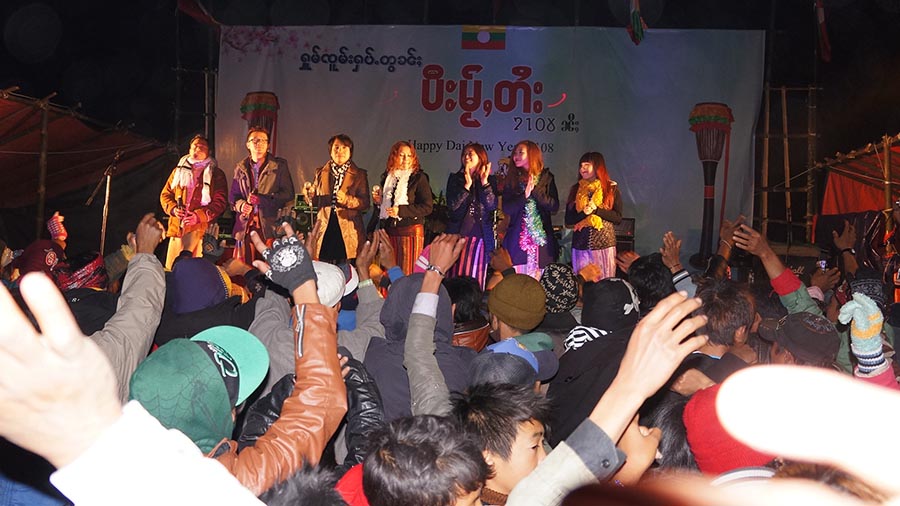 ပိူၼ်ႈတၵ်ႉမၢဝ်ႇလူင်ယဝ်ႈ - ၸၢႆးသႅင်ၸွမ်ၾႃ့