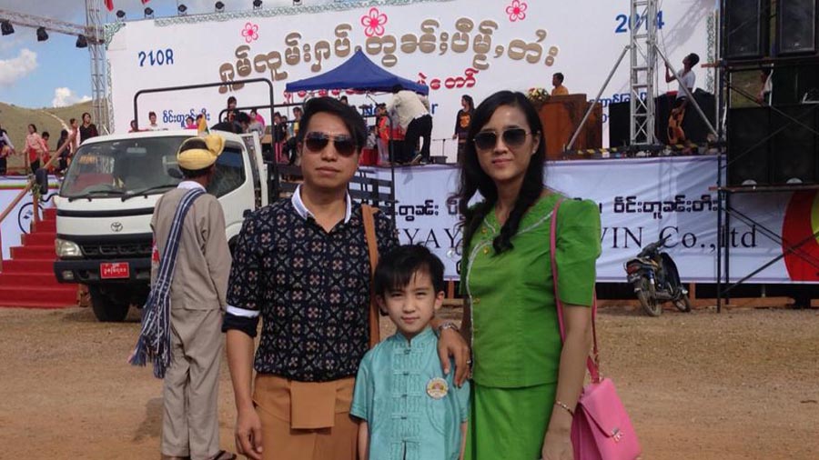 ၼၢင်းဢွၼ်ႇၶဝ်ႈပွႆး - ၸၢႆးသႅင်ၸွမ်ၾႃ့